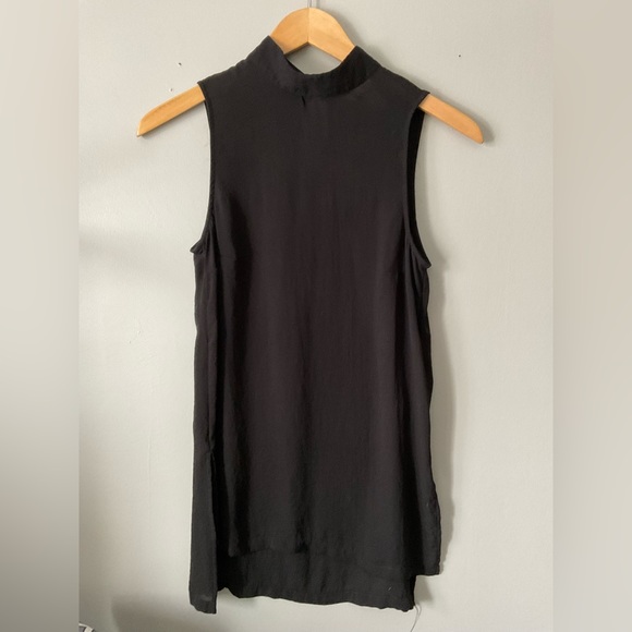 Mock neck basic black tank - Picture 1 of 4
